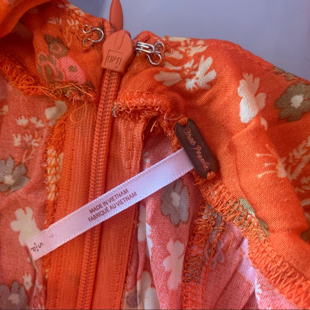 FP: โIt Takes Twoโ Wrap Dress - Picture 5 of 8